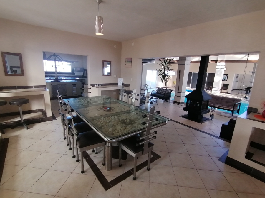 5 Bedroom Property for Sale in Bettys Bay Western Cape